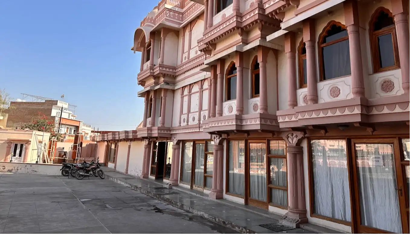 Hotel Rajvilas Palace